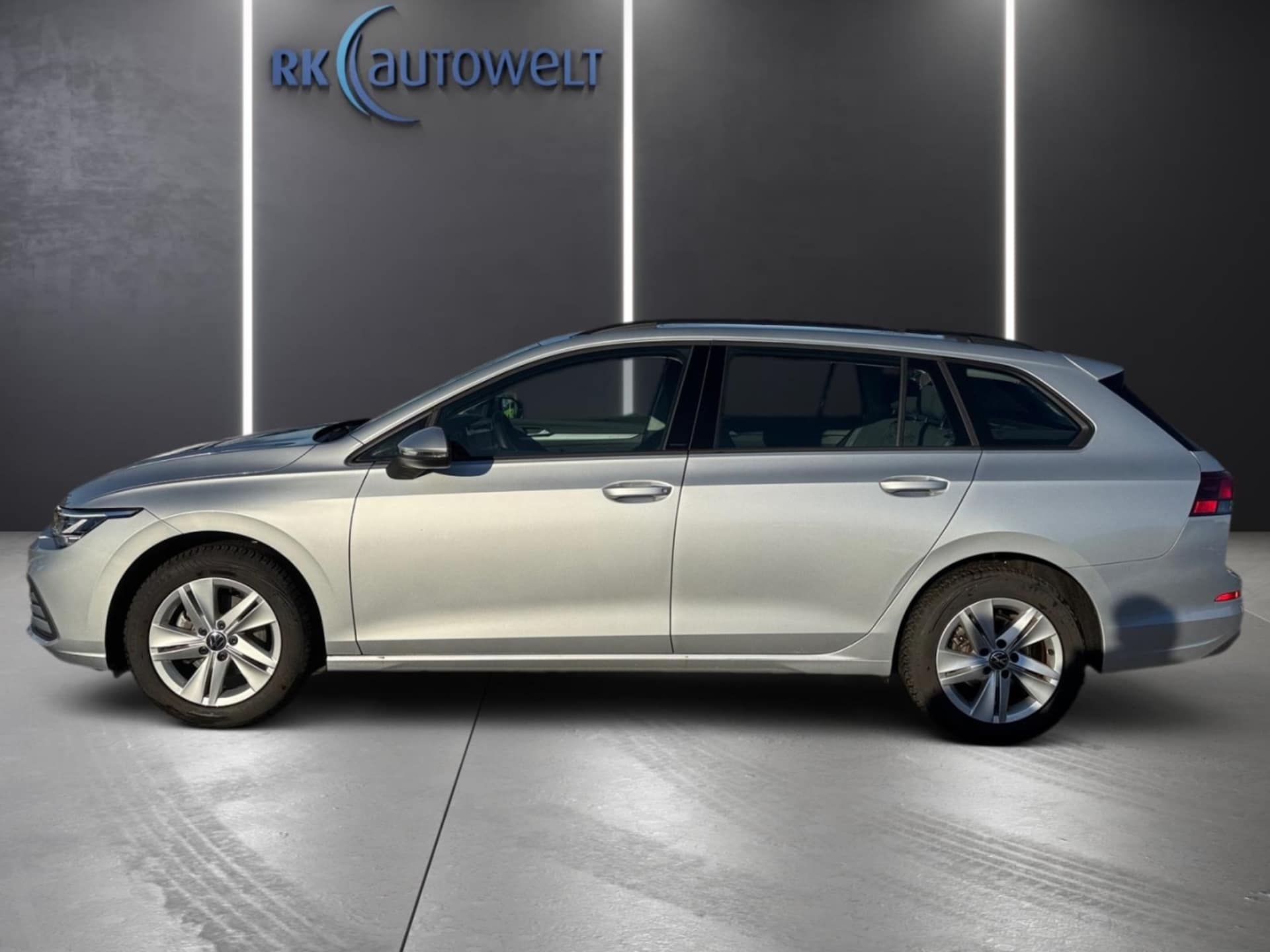 Volkswagen Golf Variant Life