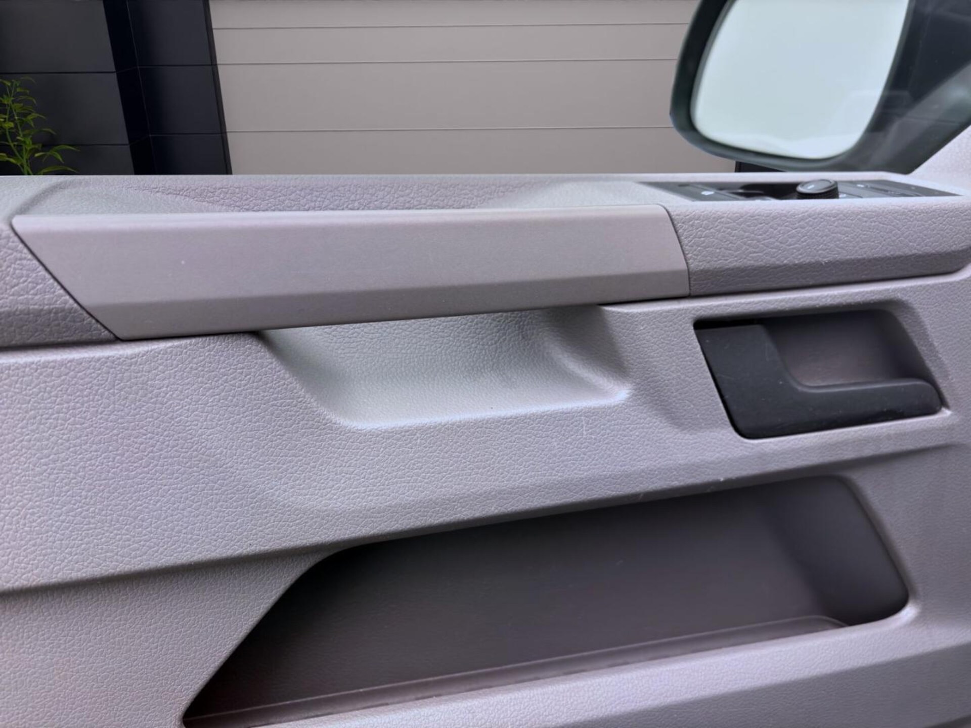 Volkswagen T6.1 Transporter Kombi kurzer Radstand