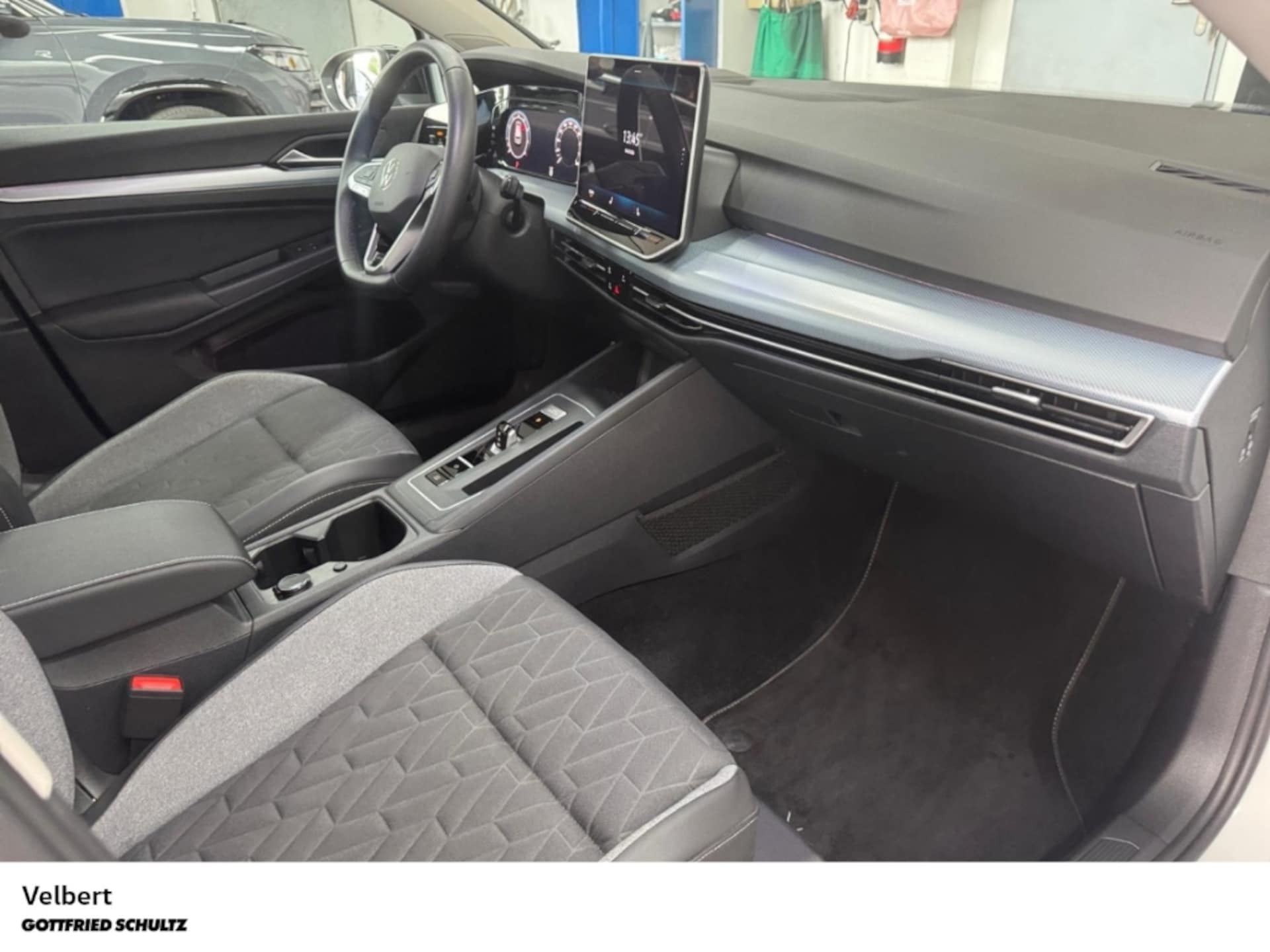 Volkswagen Golf Life