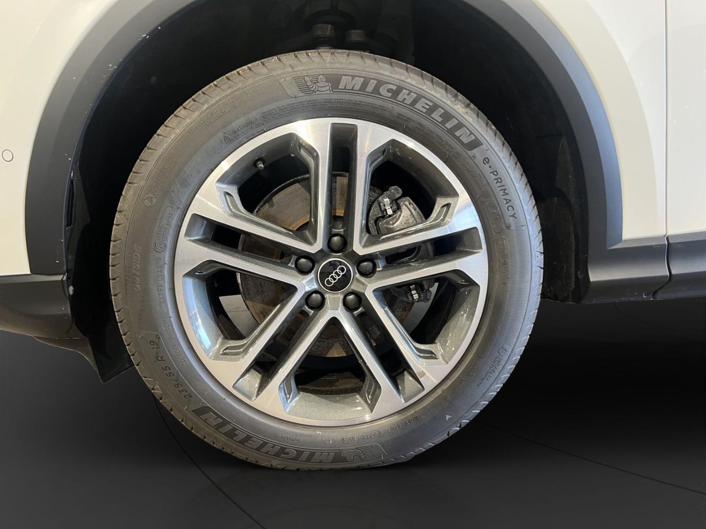 Bild über Audi Q5 SUV TFSI quattro 150 kW S tronic - für weitere Informationen kontaktieren Sie den Audi Partner