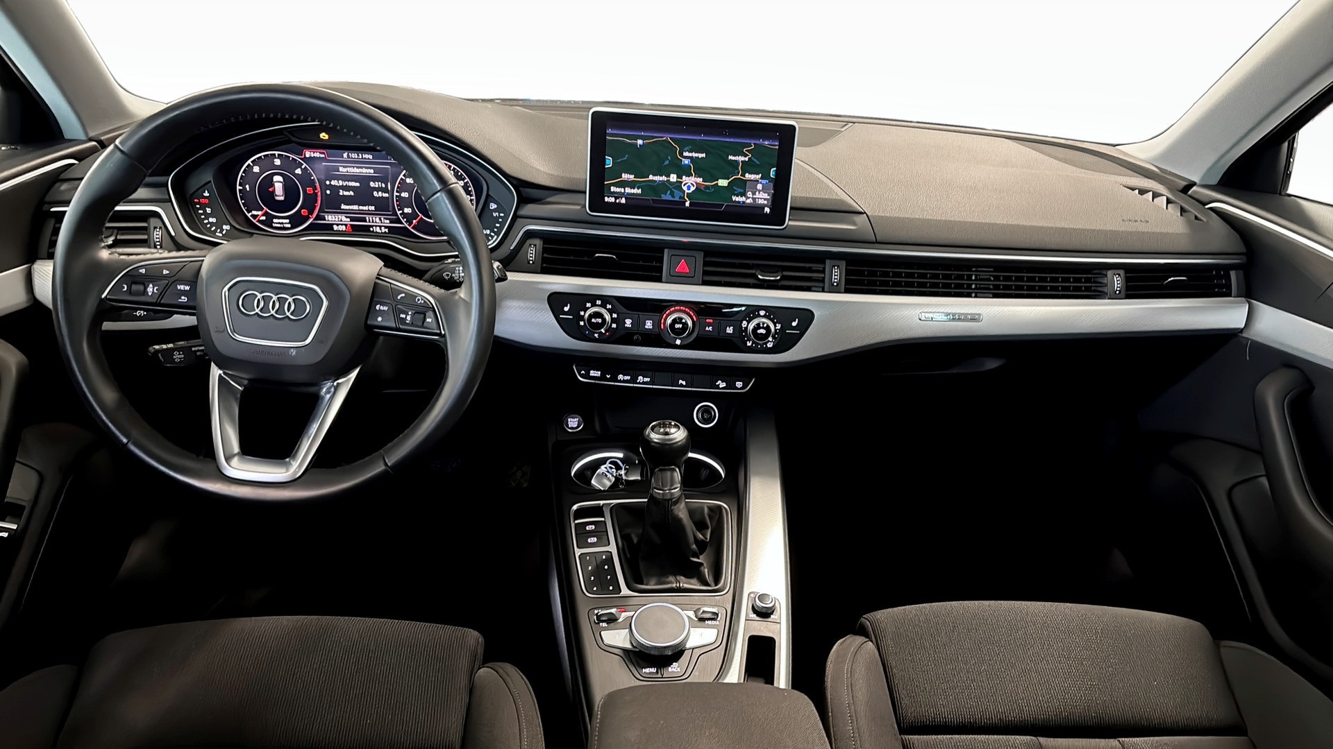 Bild som visar Audi A4 allroad quattro A4 allroad 2.0 TDI quattro Proline 190 hk 6-växlad - för mer information kontakta din Audi Partner