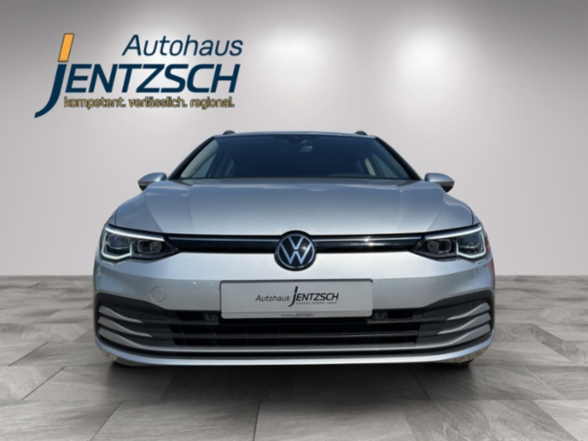 Volkswagen Golf Variant Life