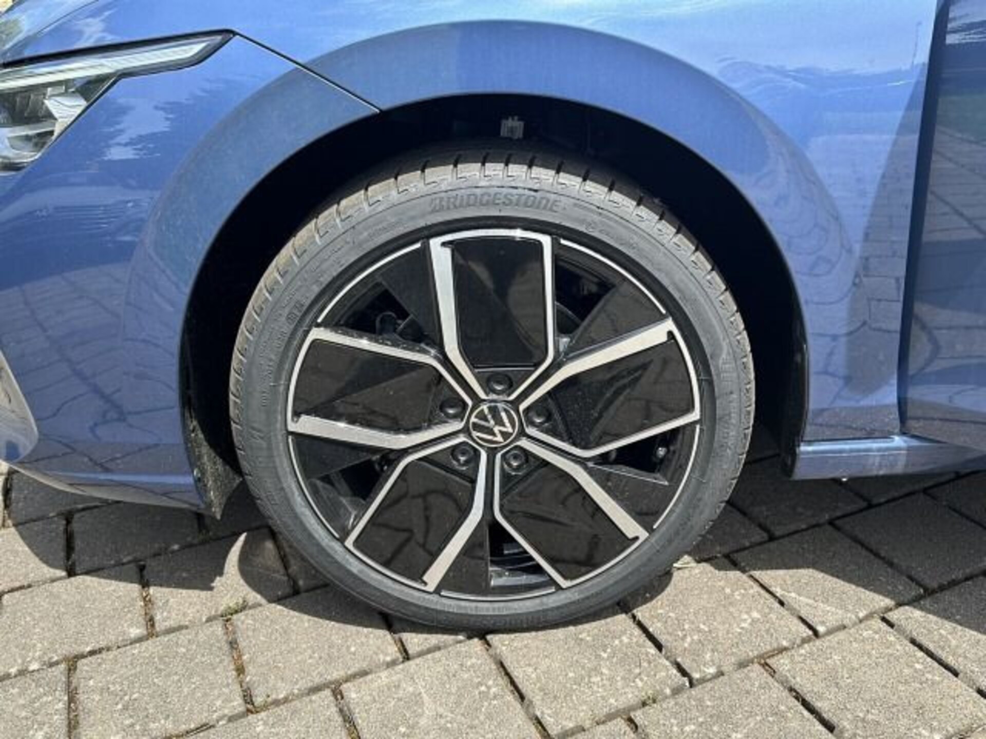 Volkswagen Golf Style