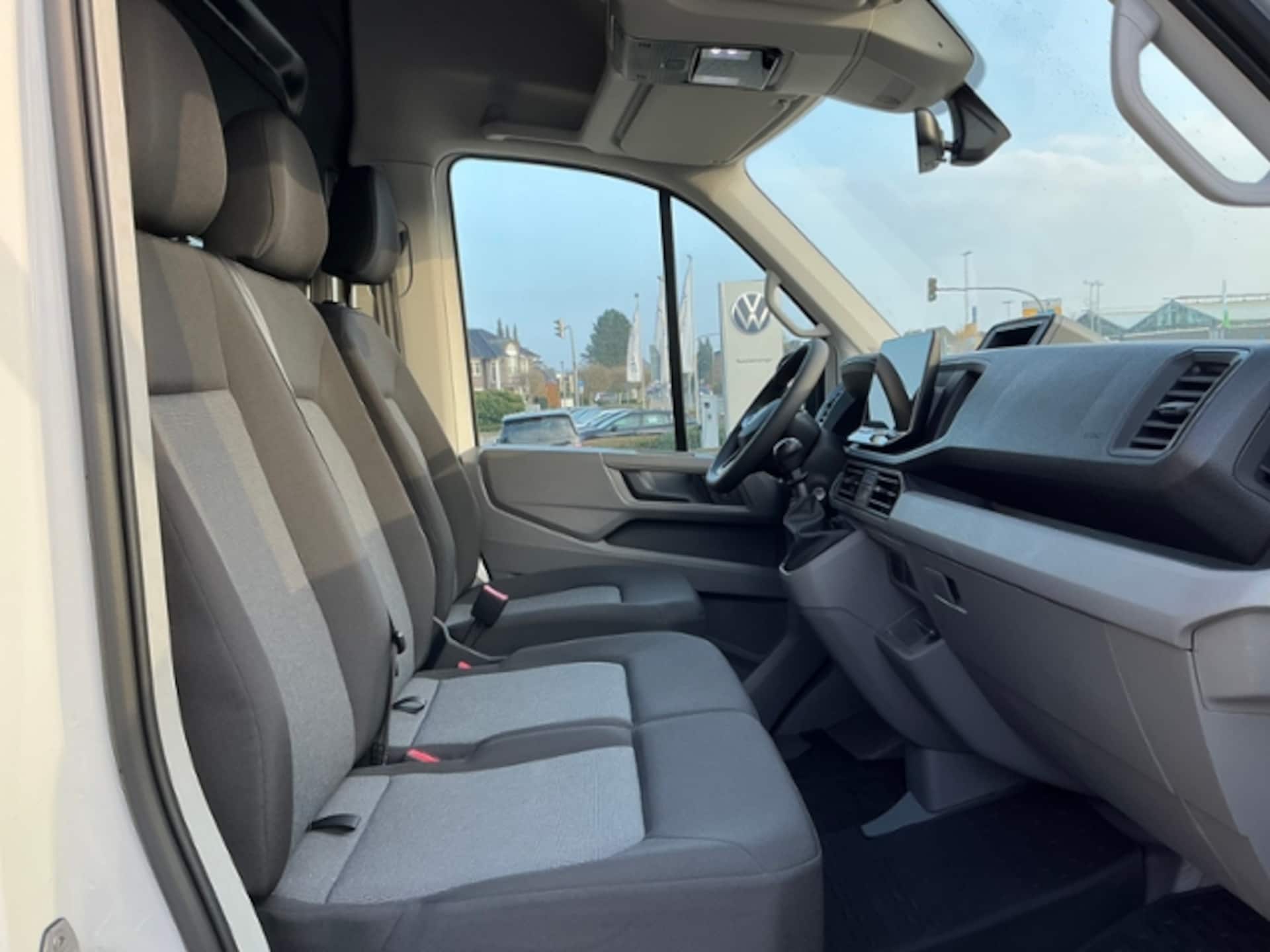 Volkswagen Crafter Kasten mittlerer Radstand