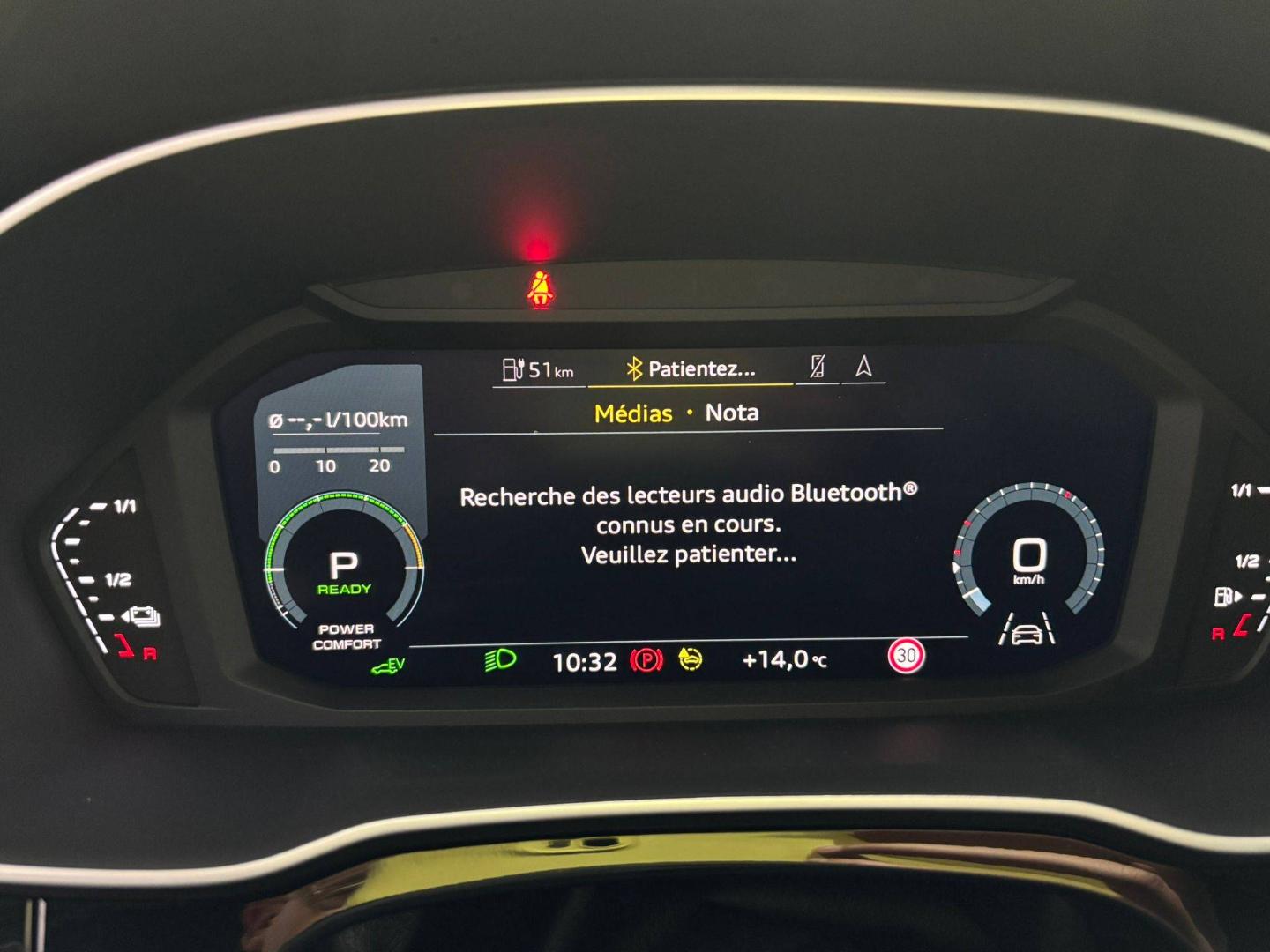 Image about Audi Q3 Sportback TFSI e S line 45 TFSI e 180 kW (245 ch) S tronic