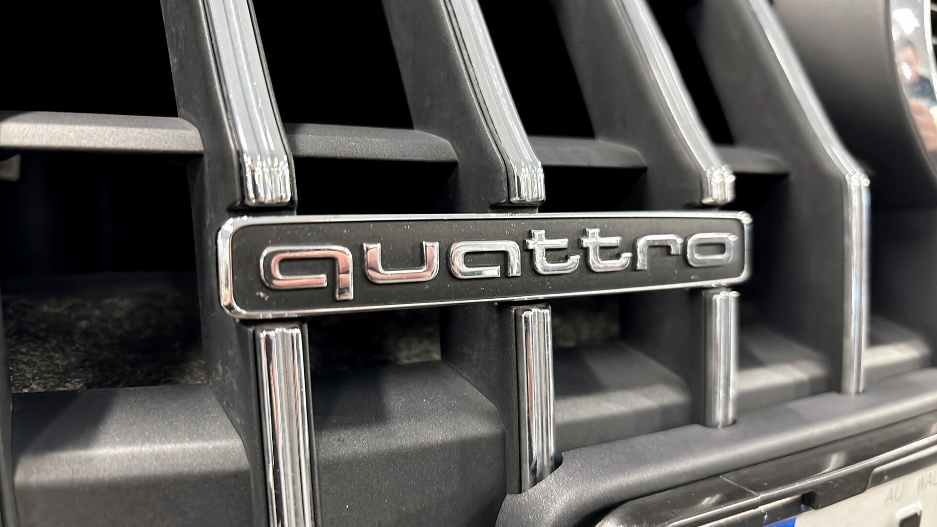 Bild som visar&nbsp;Audi A4 allroad quattro&nbsp;A4 allroad 2.0 TDI quattro Proline 190 hk 6-växlad - för mer information kontakta din Audi Partner