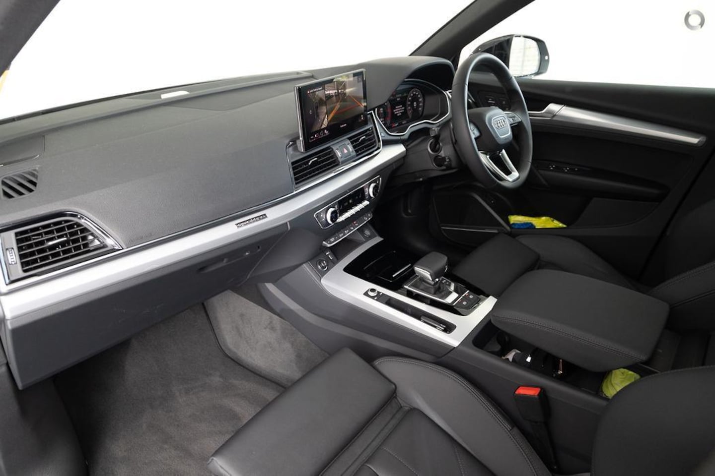 Image about Audi Q5 Sportback 40 TDI quattro S tronic