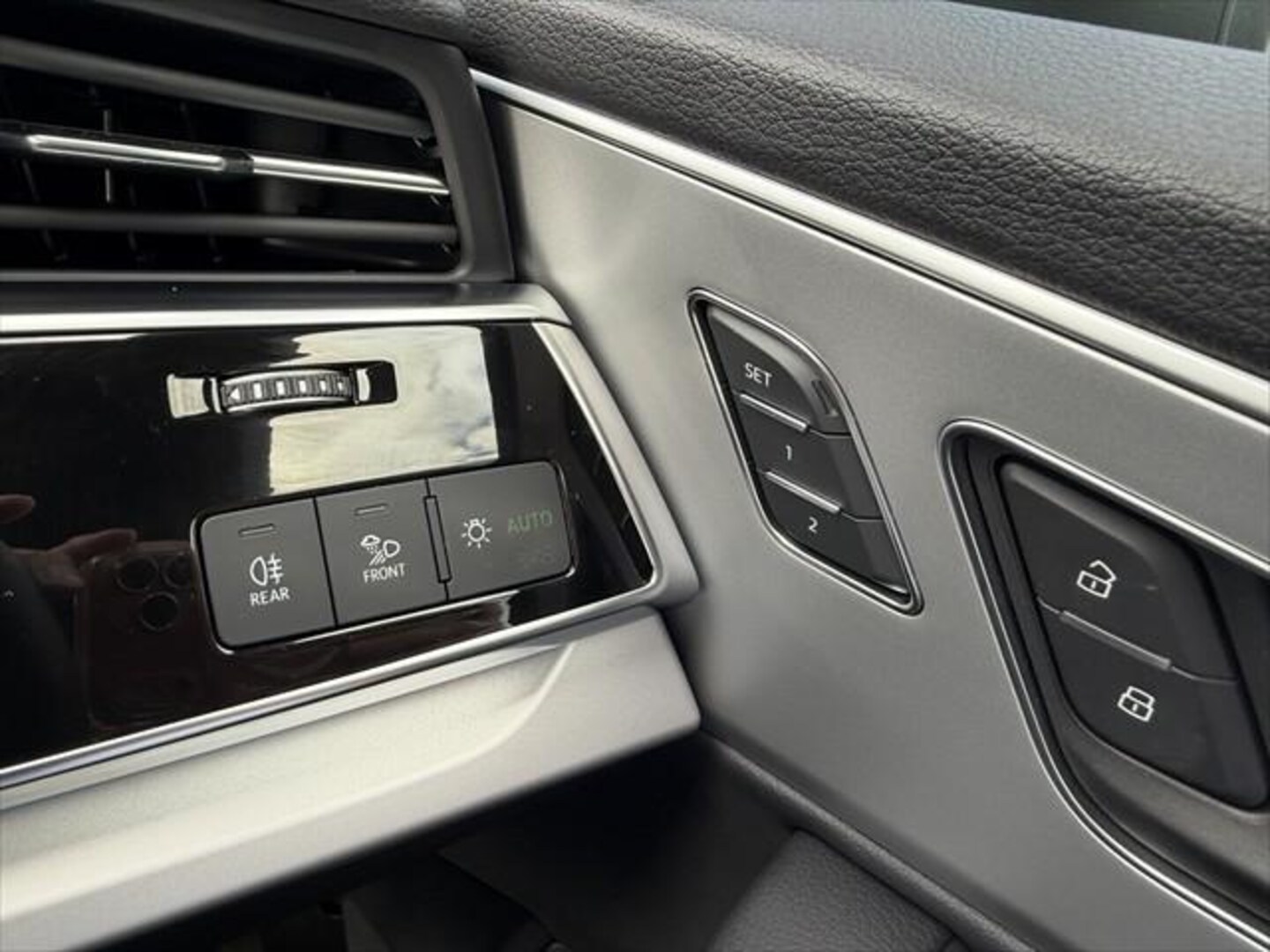 Image about Audi Q7 SUV TFSI quattro tiptronic
