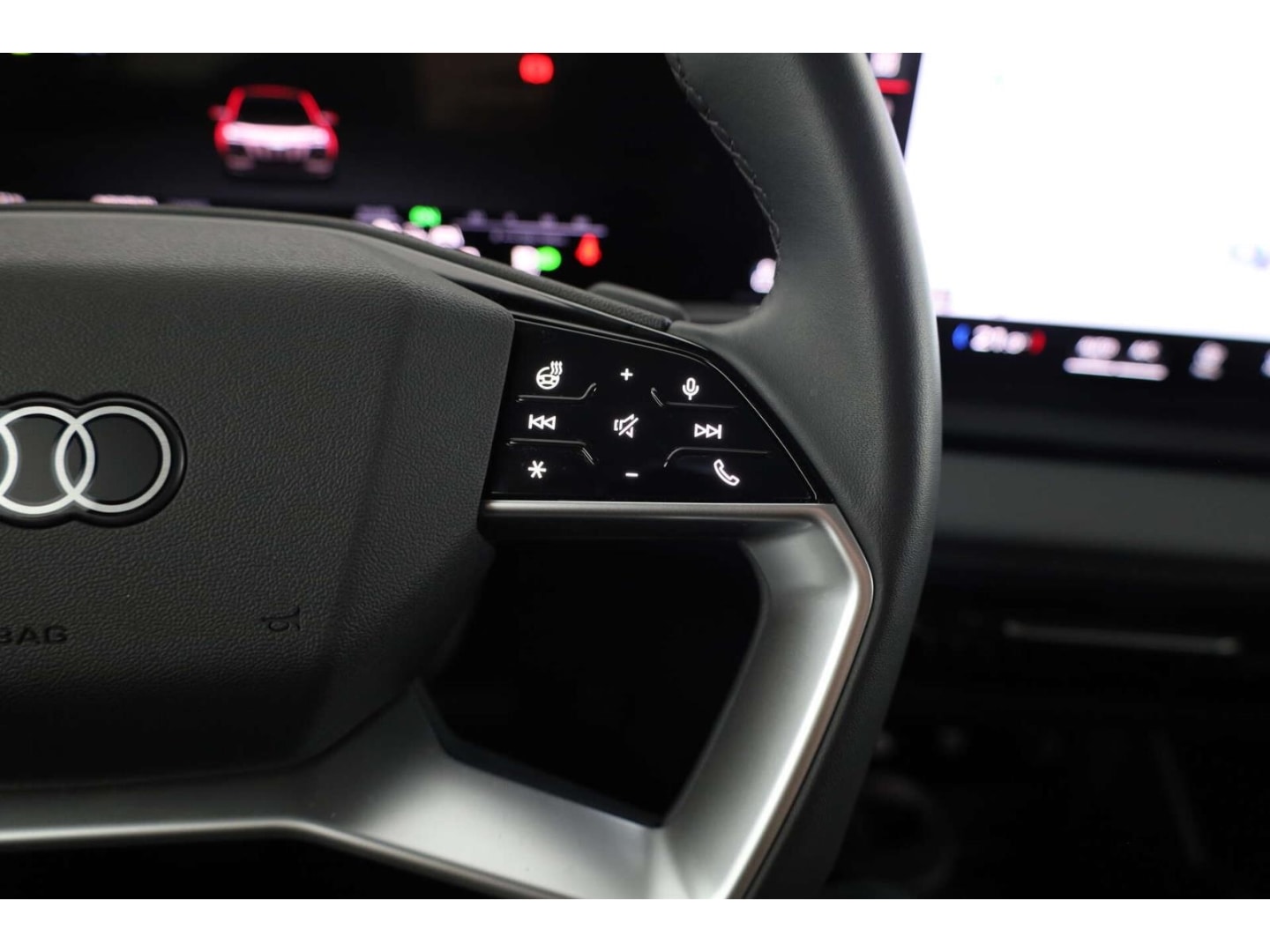 Bild über Audi Q6 SUV e-tron e-tron performance - für weitere Informationen kontaktieren Sie den Audi Partner