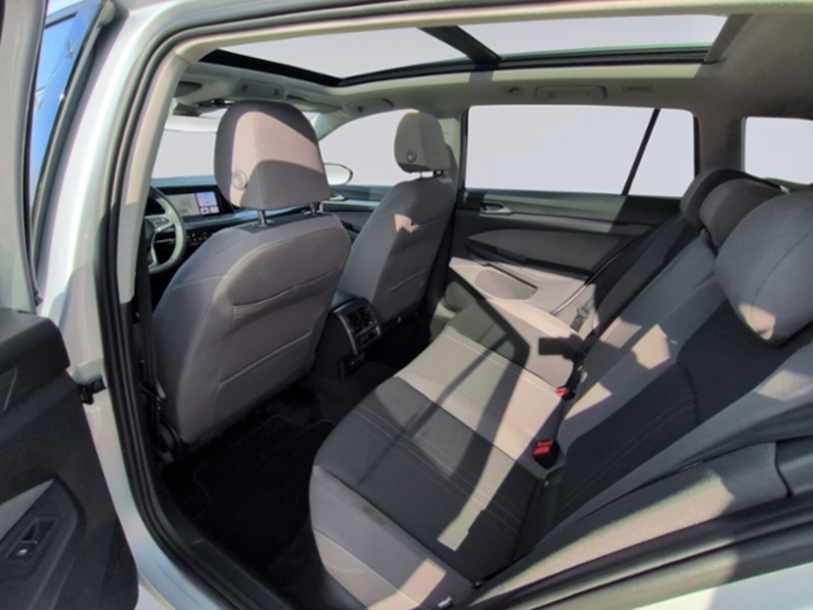 Volkswagen Golf Variant – Bild 15