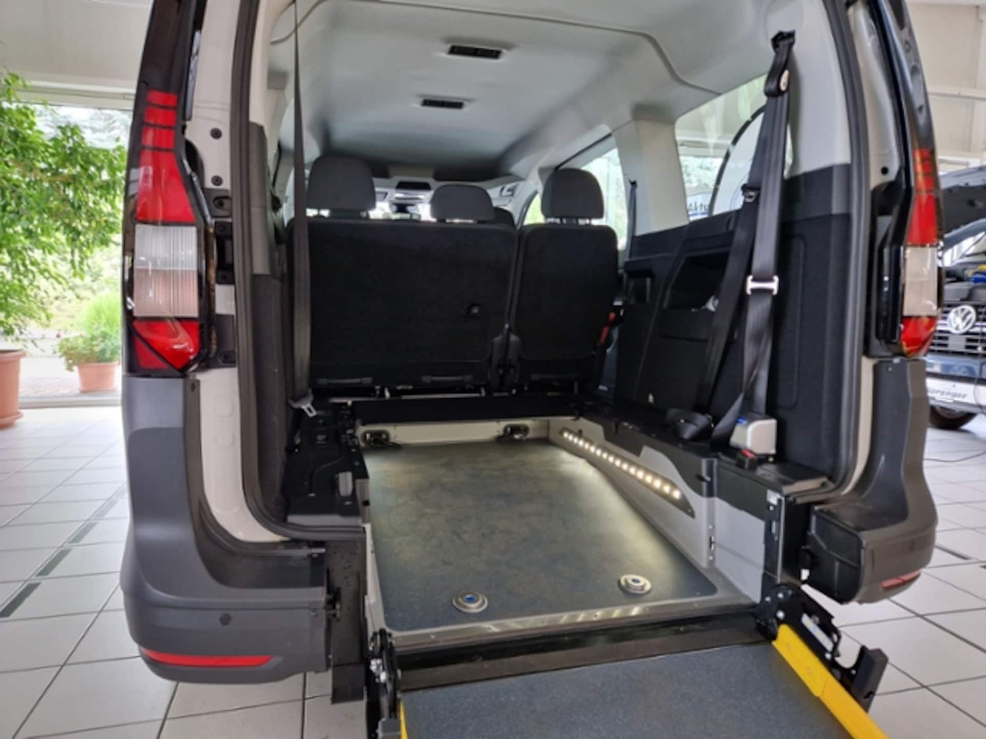 Volkswagen Caddy Maxi Basis-Modell