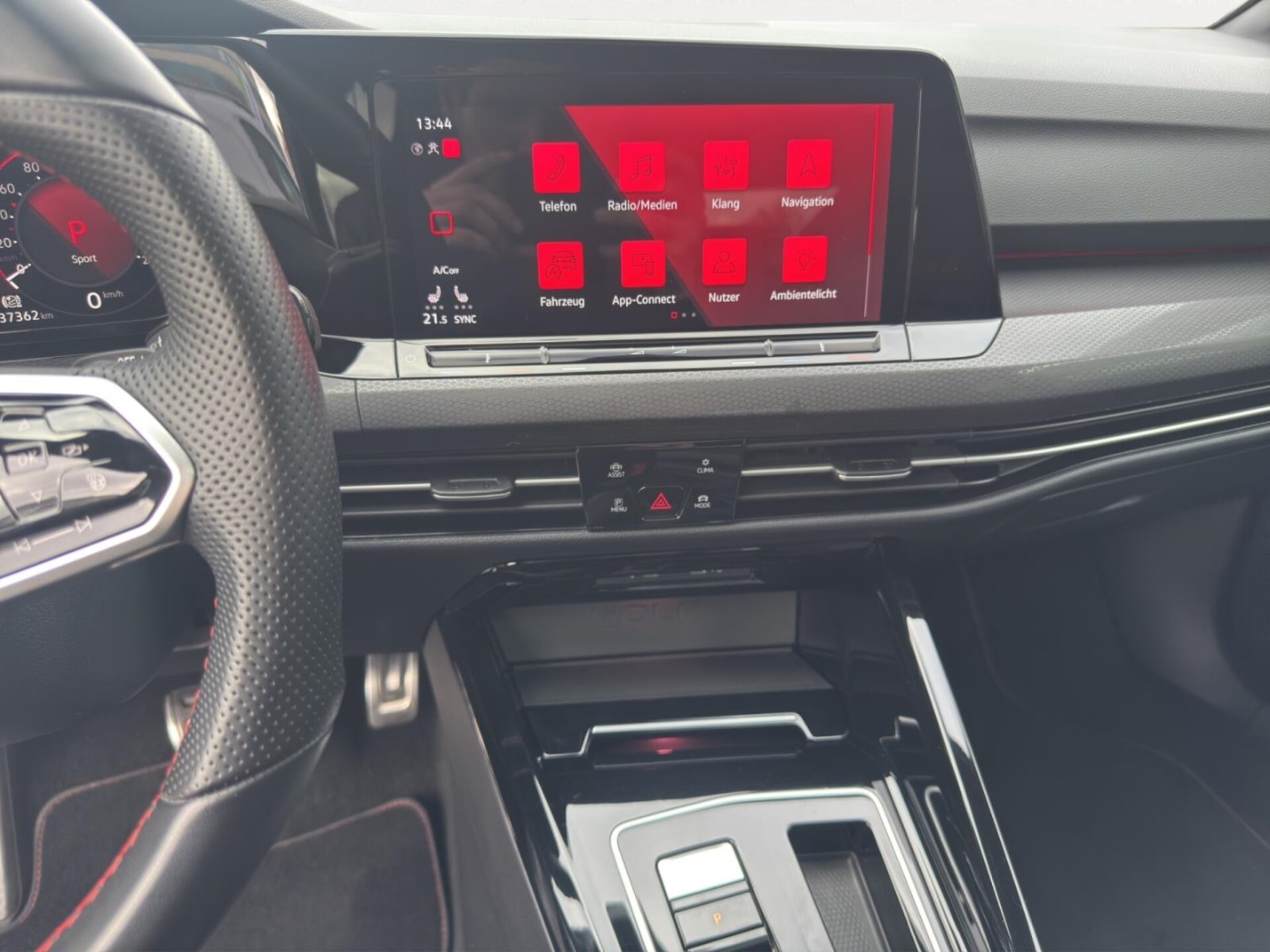 Volkswagen Golf GTI
