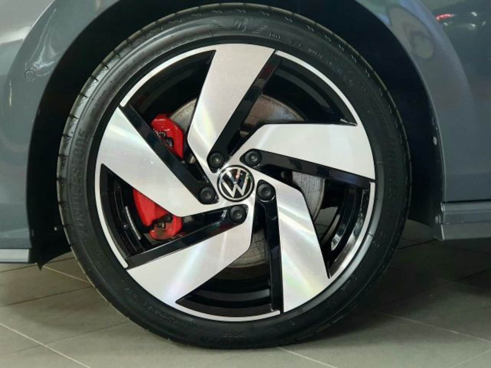 Volkswagen Golf GTE