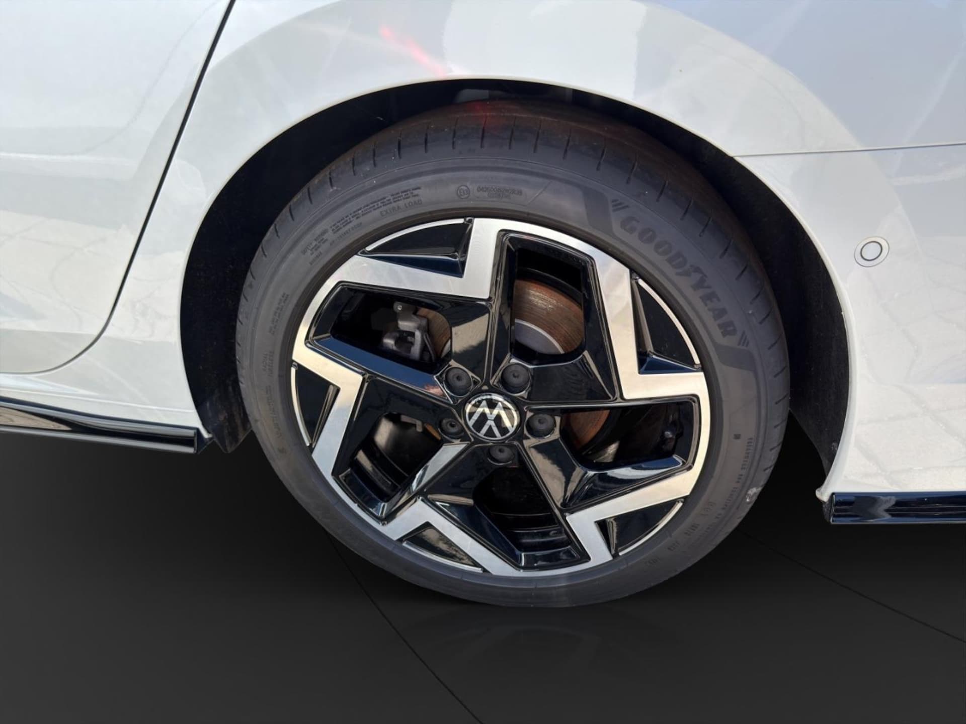 Volkswagen Golf Variant R-Line
