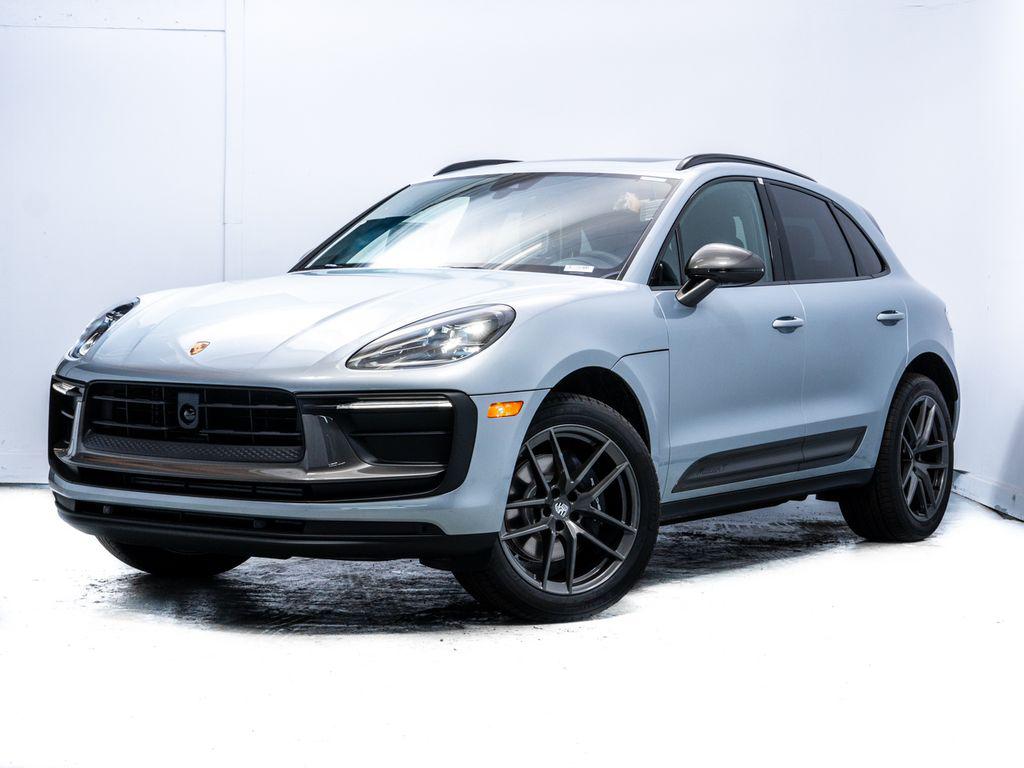 2026 Porsche Macan T's photo
