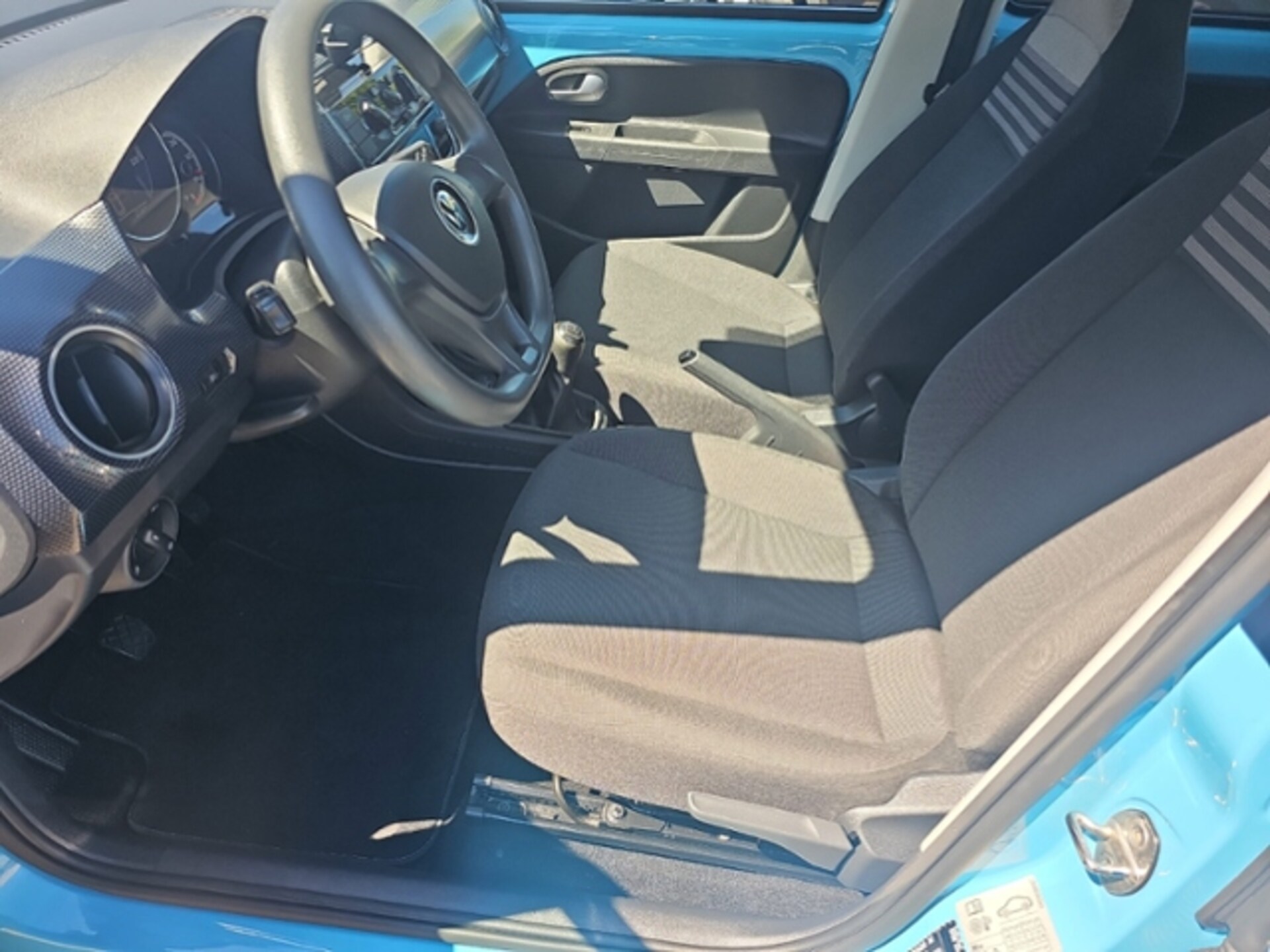 Volkswagen up!