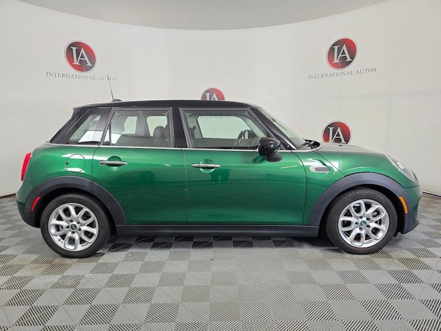 2020 MINI