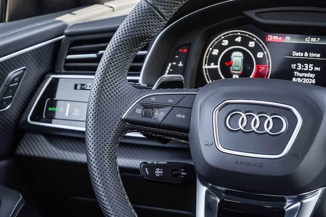 2026 Audi RS Q8 Base - Photo 16