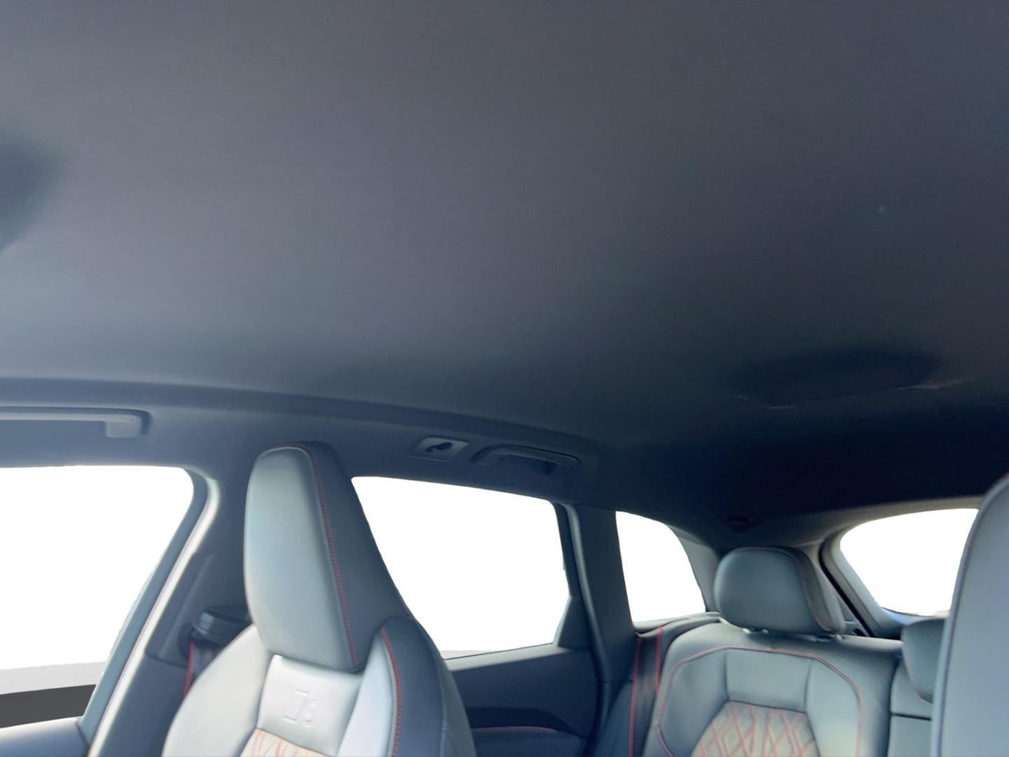 Bild über Audi Q5 SUV TFSI 150 kW S tronic - für weitere Informationen kontaktieren Sie den Audi Partner