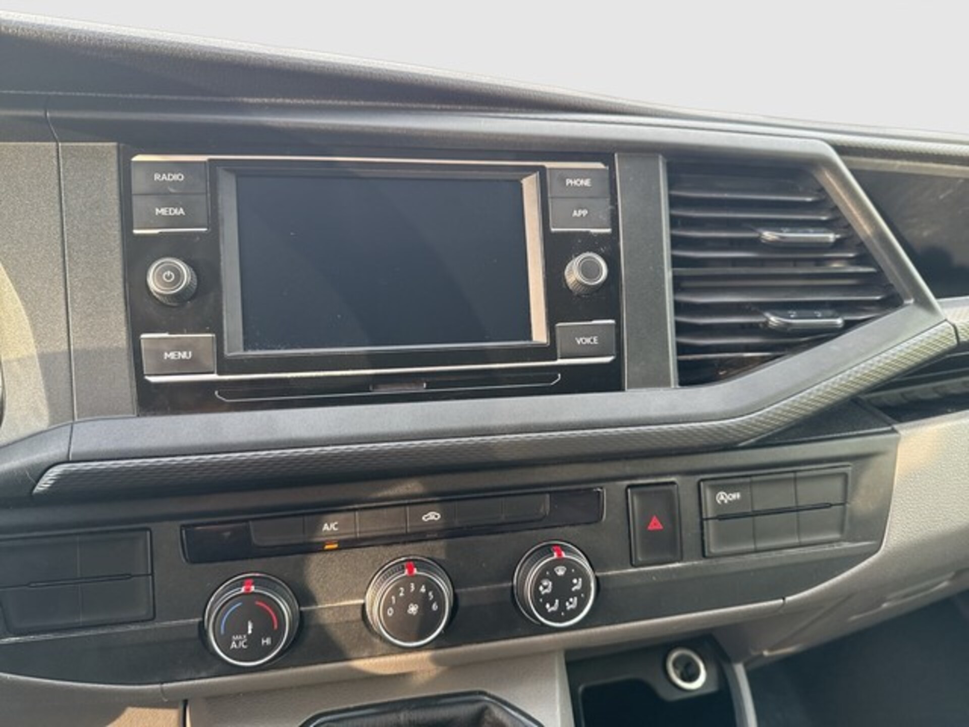 Volkswagen T6.1 Transporter Kasten kurzer Radstand