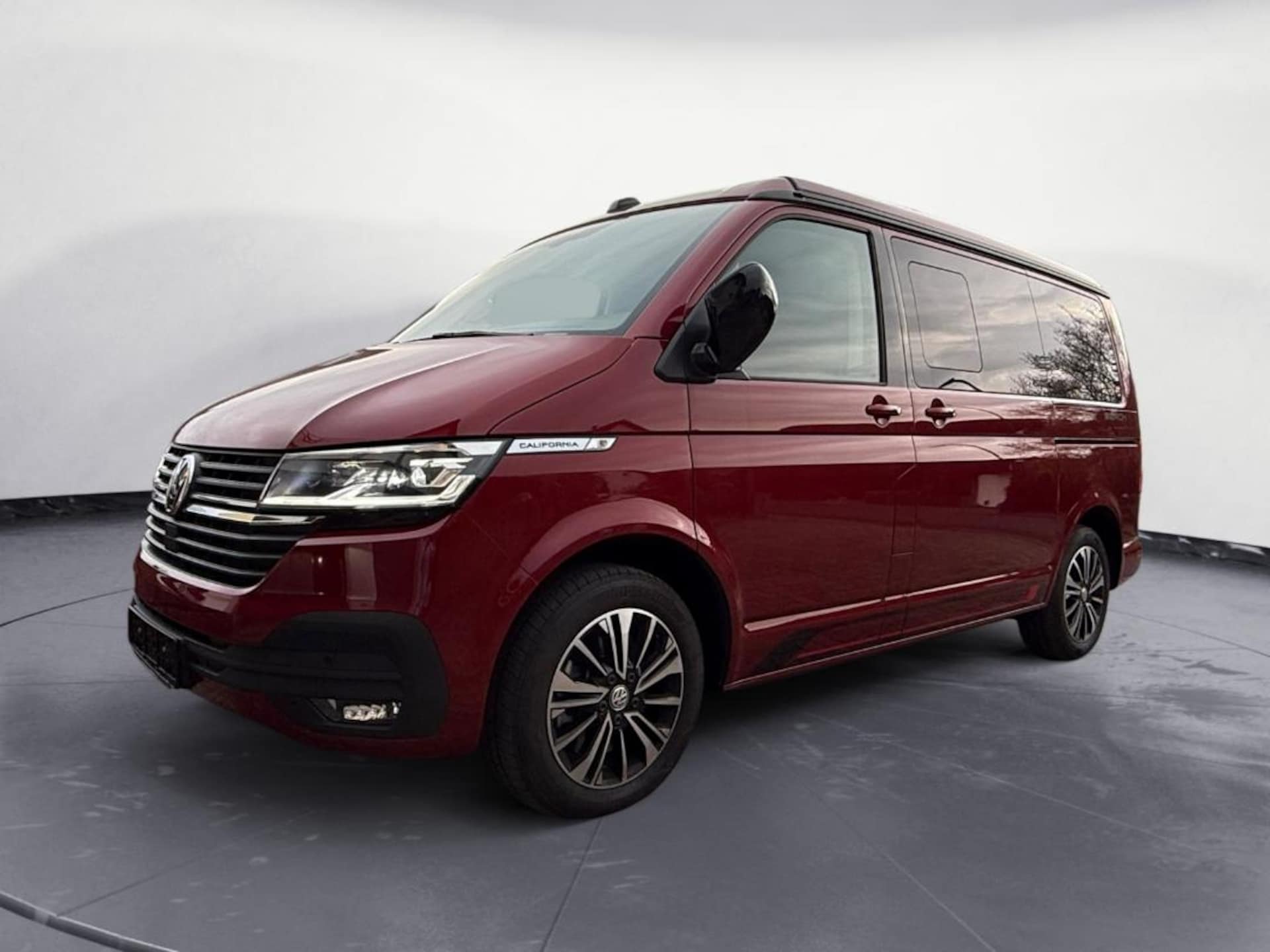 Volkswagen T6.1 California Beach