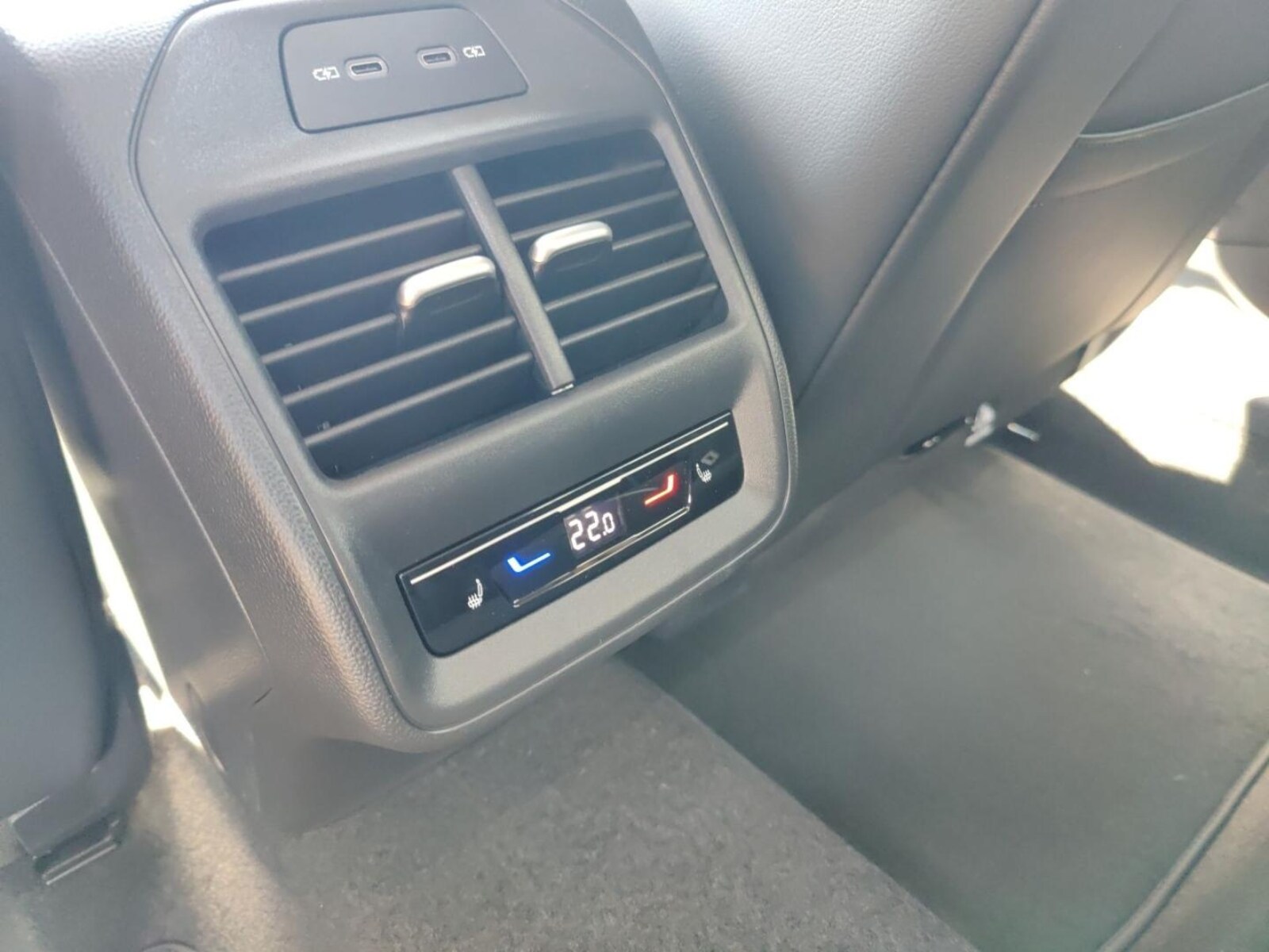 Volkswagen Passat – Bild 17