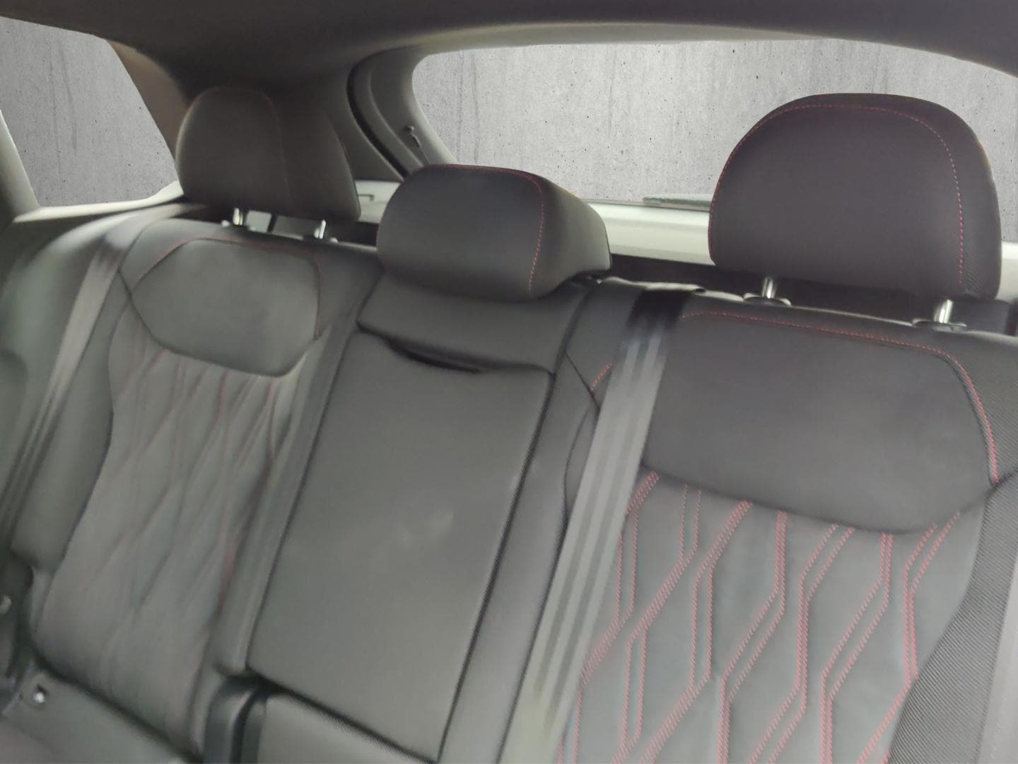 Bild über Audi Q3 SUV TFSI quattro 195 kW S tronic - für weitere Informationen kontaktieren Sie den Audi Partner
