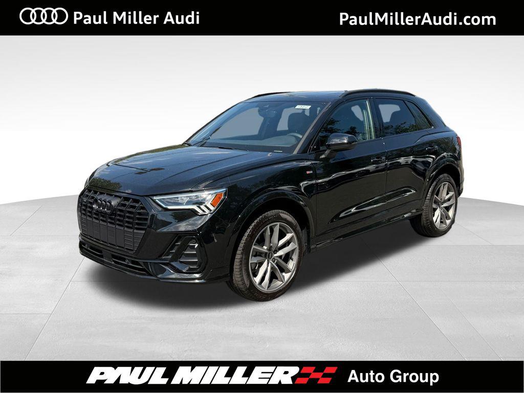 2025 Audi Q3 45 TFSI S Line Premium quattro's photo