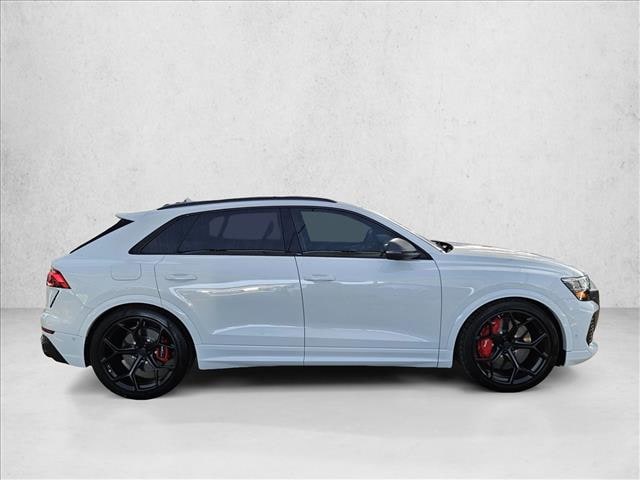 2026 Audi RS Q8 SUV performance