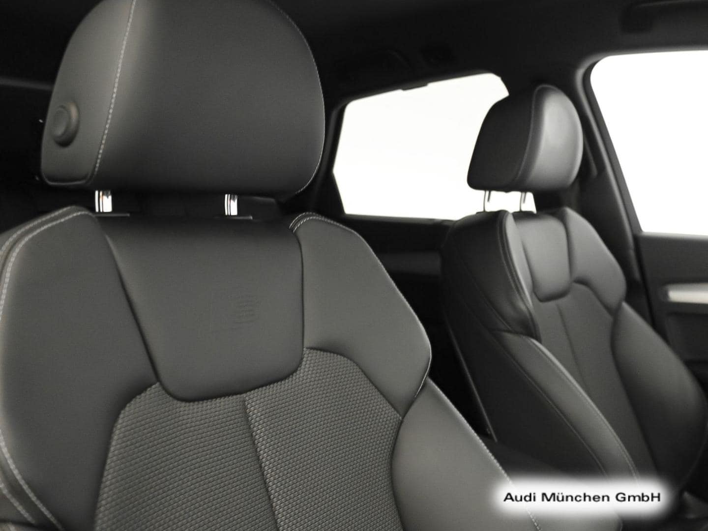 Bild über Audi Q5 40 TDI quattro S tronic - für weitere Informationen kontaktieren Sie den Audi Partner