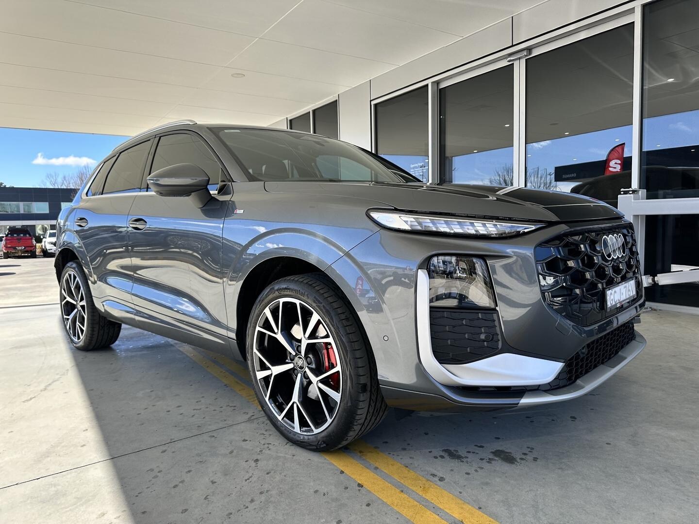 Image about Audi Q3 SUV TFSI quattro 195 kW