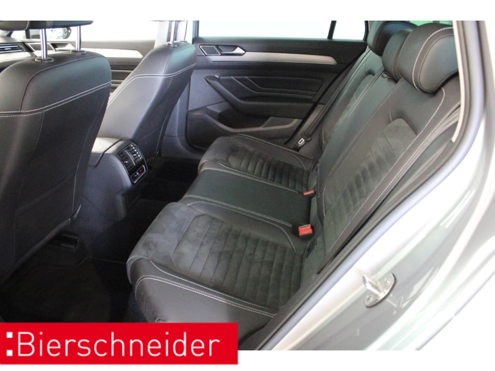 Volkswagen Passat Variant Elegance