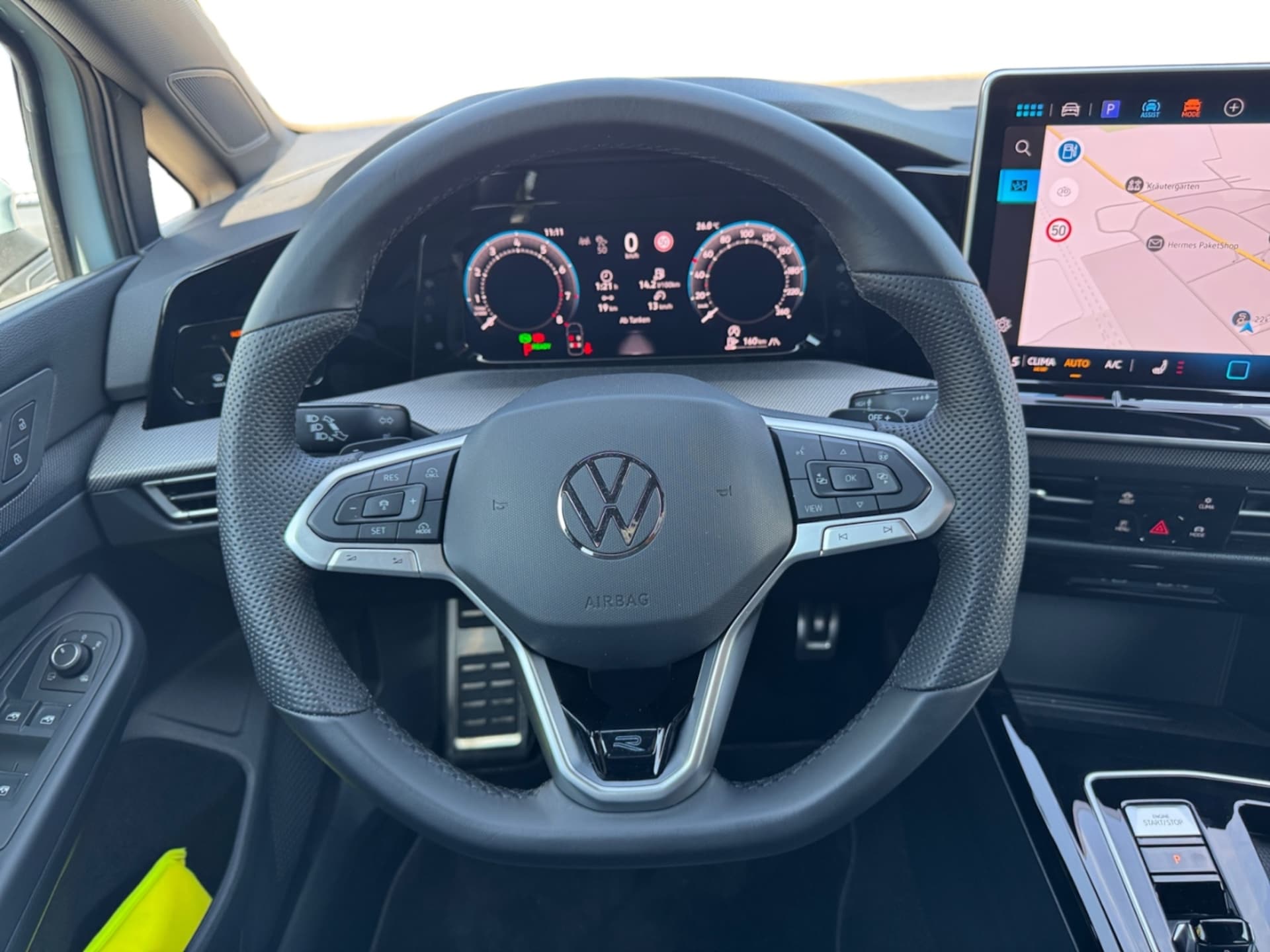 Volkswagen Golf R-Line