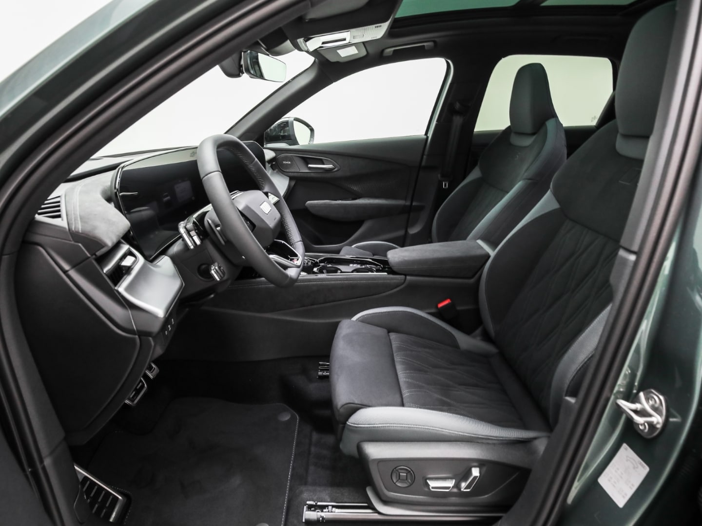 Bild über Audi Q3 SUV e-hybrid e-hybrid 200 kW S tronic - für weitere Informationen kontaktieren Sie den Audi Partner