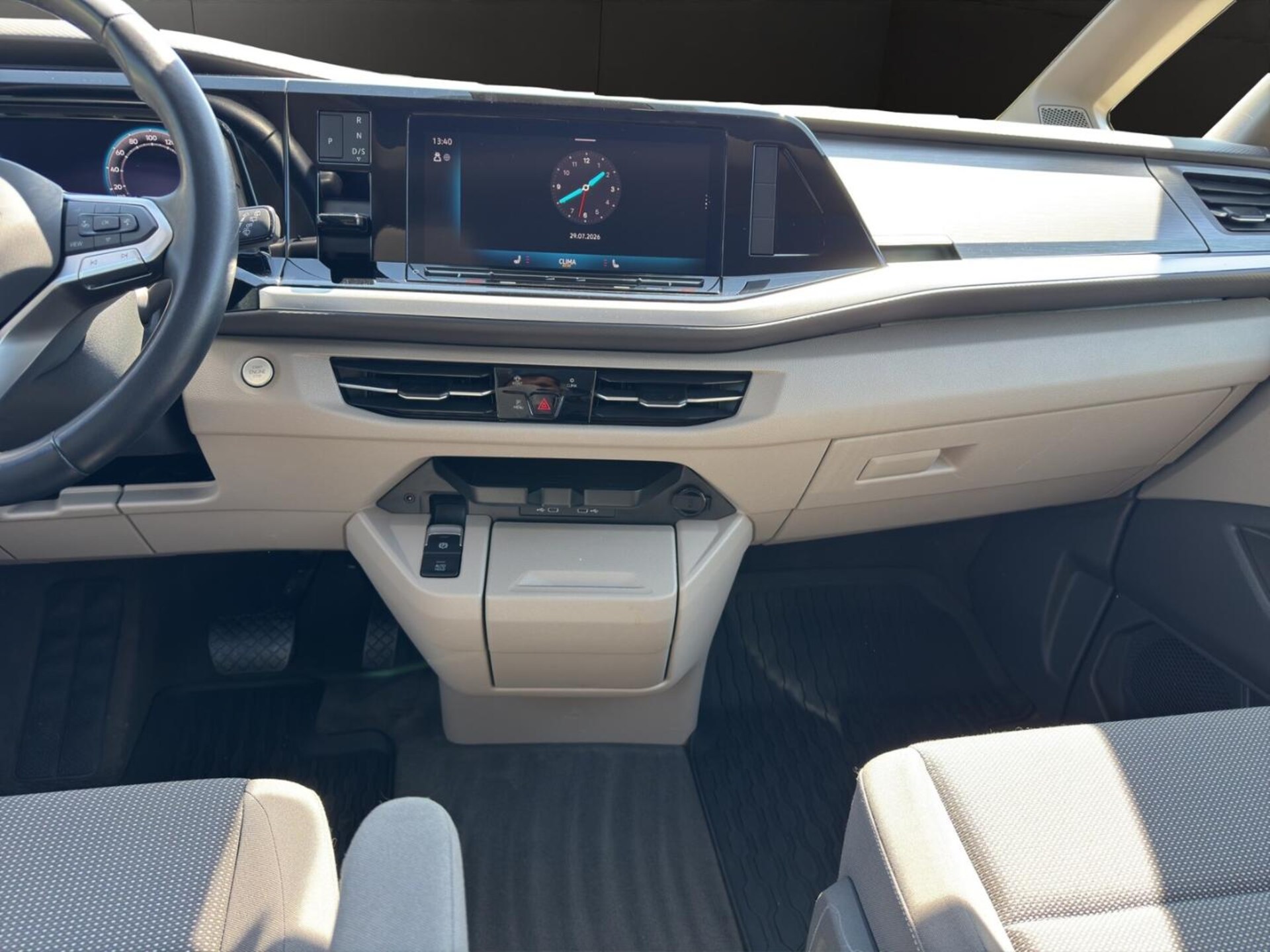 Volkswagen Multivan Life