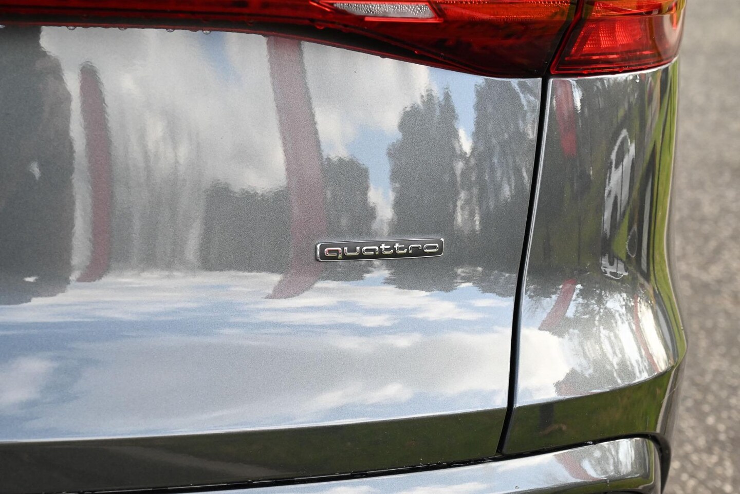 Image about Audi Q5 Sportback e-hybrid quattro S tronic