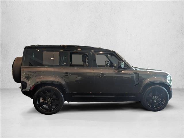 2025 Land Rover Defender
