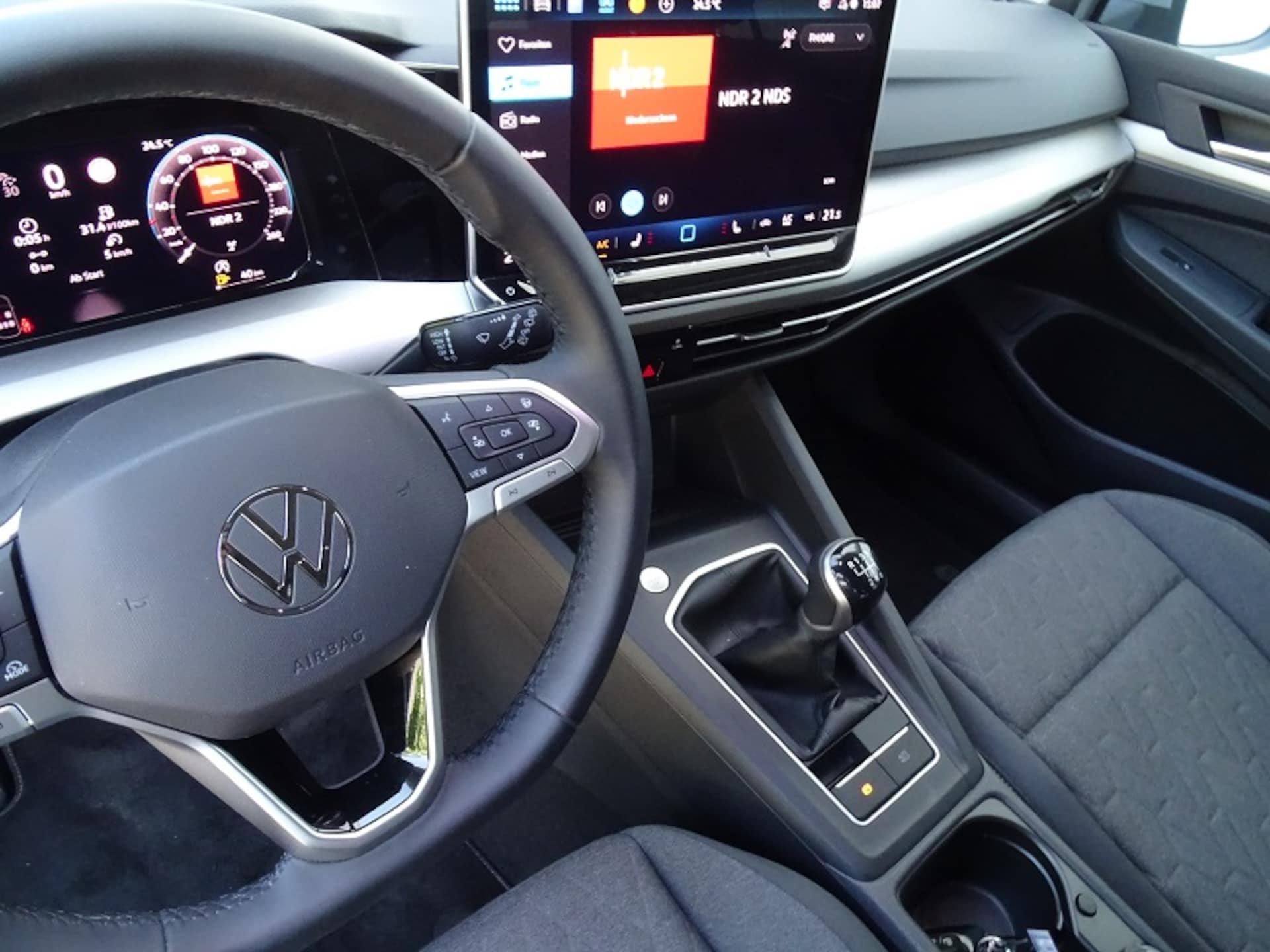 Volkswagen Golf Life