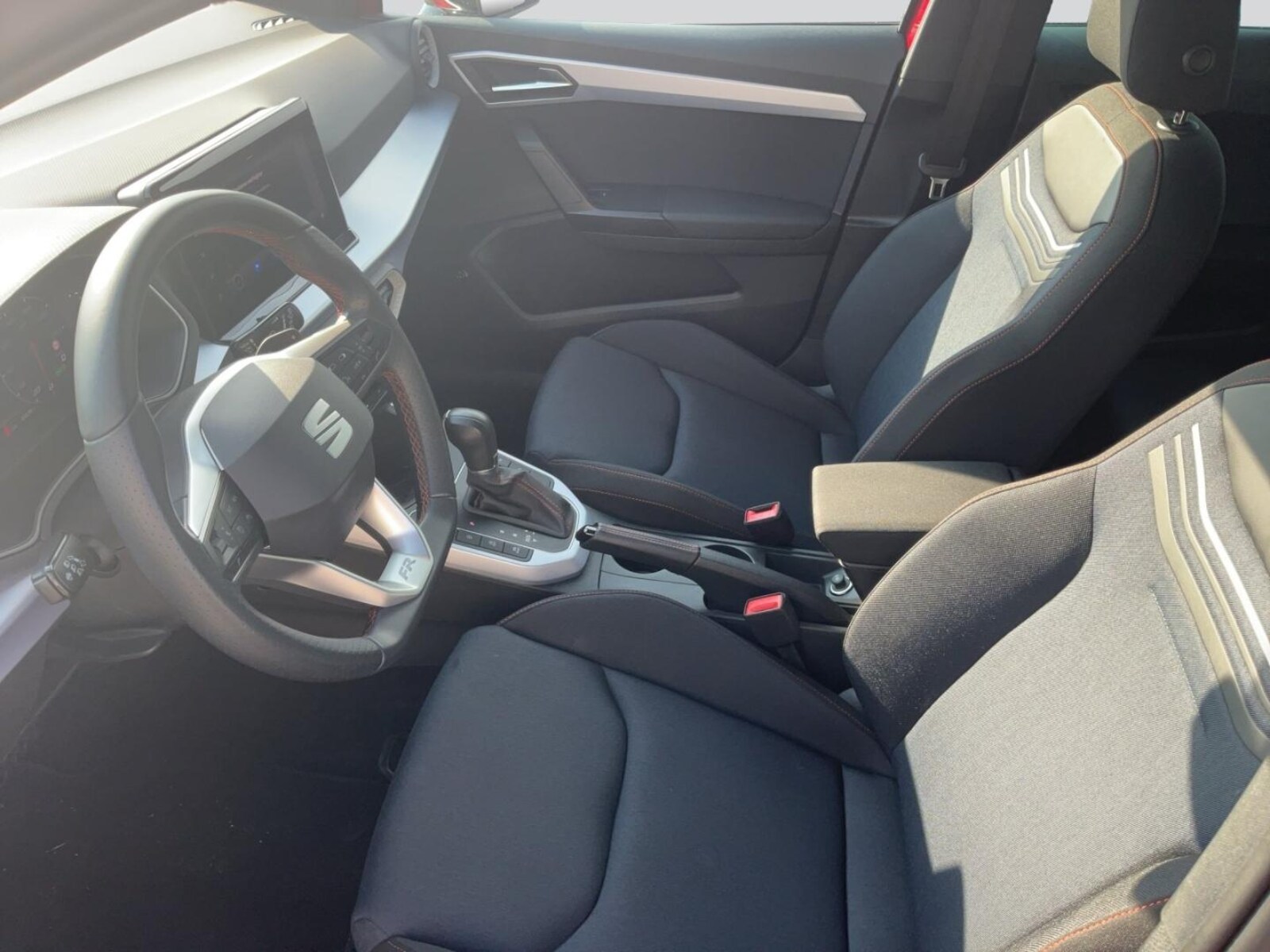 SEAT Arona – Bild 10