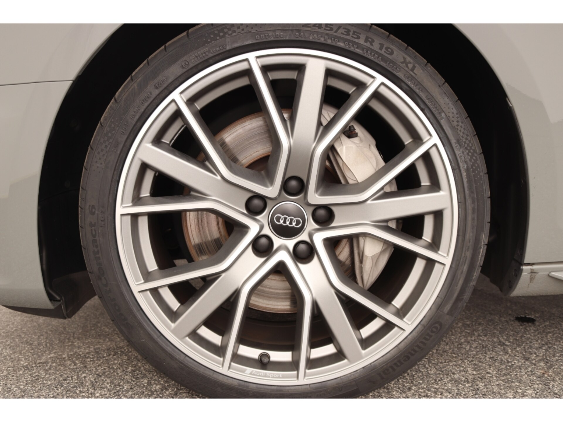 Audi A4 Avant S line