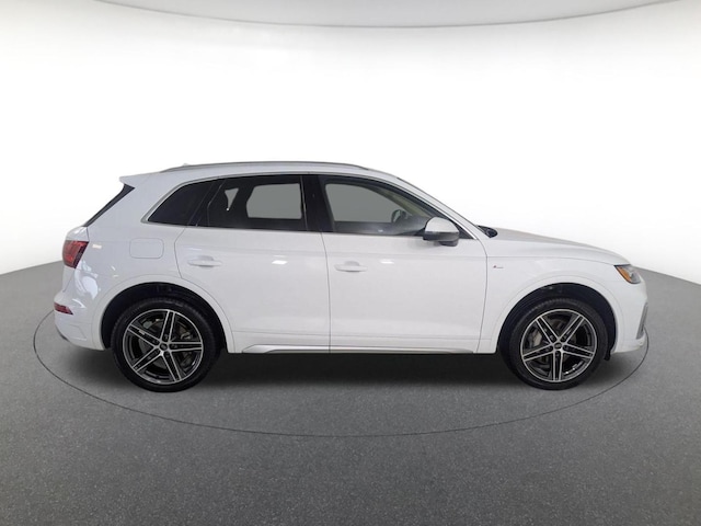 2024 Audi Q5 TFSI e