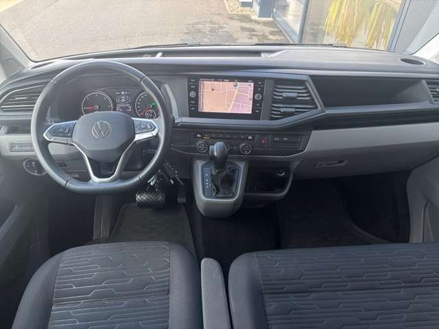 Volkswagen T6.1 Caravelle larger