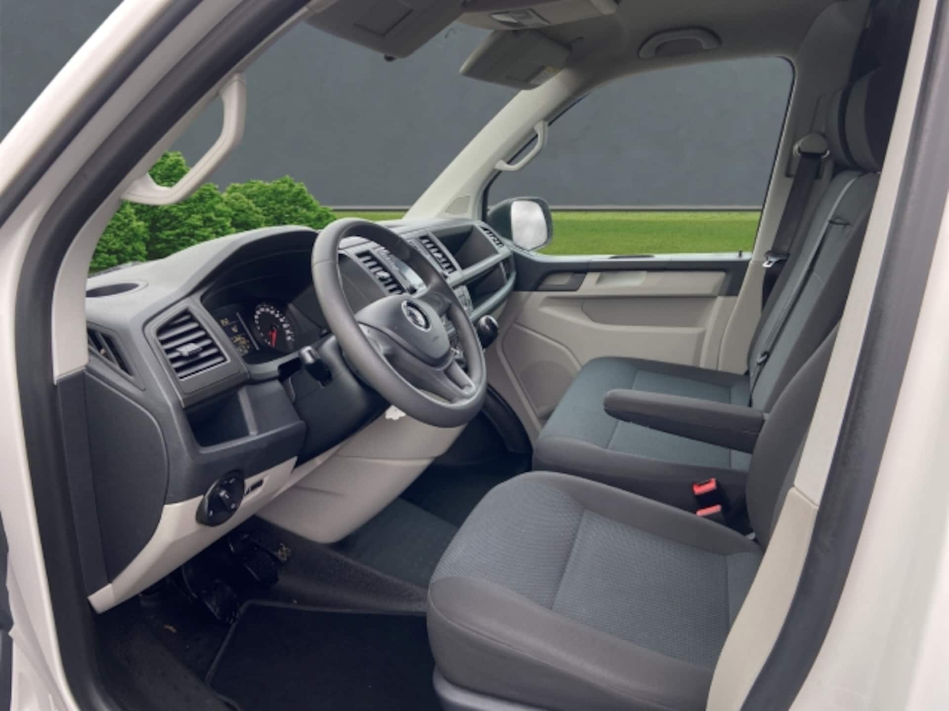 Volkswagen T6 Transporter Kasten kurzer Radstand