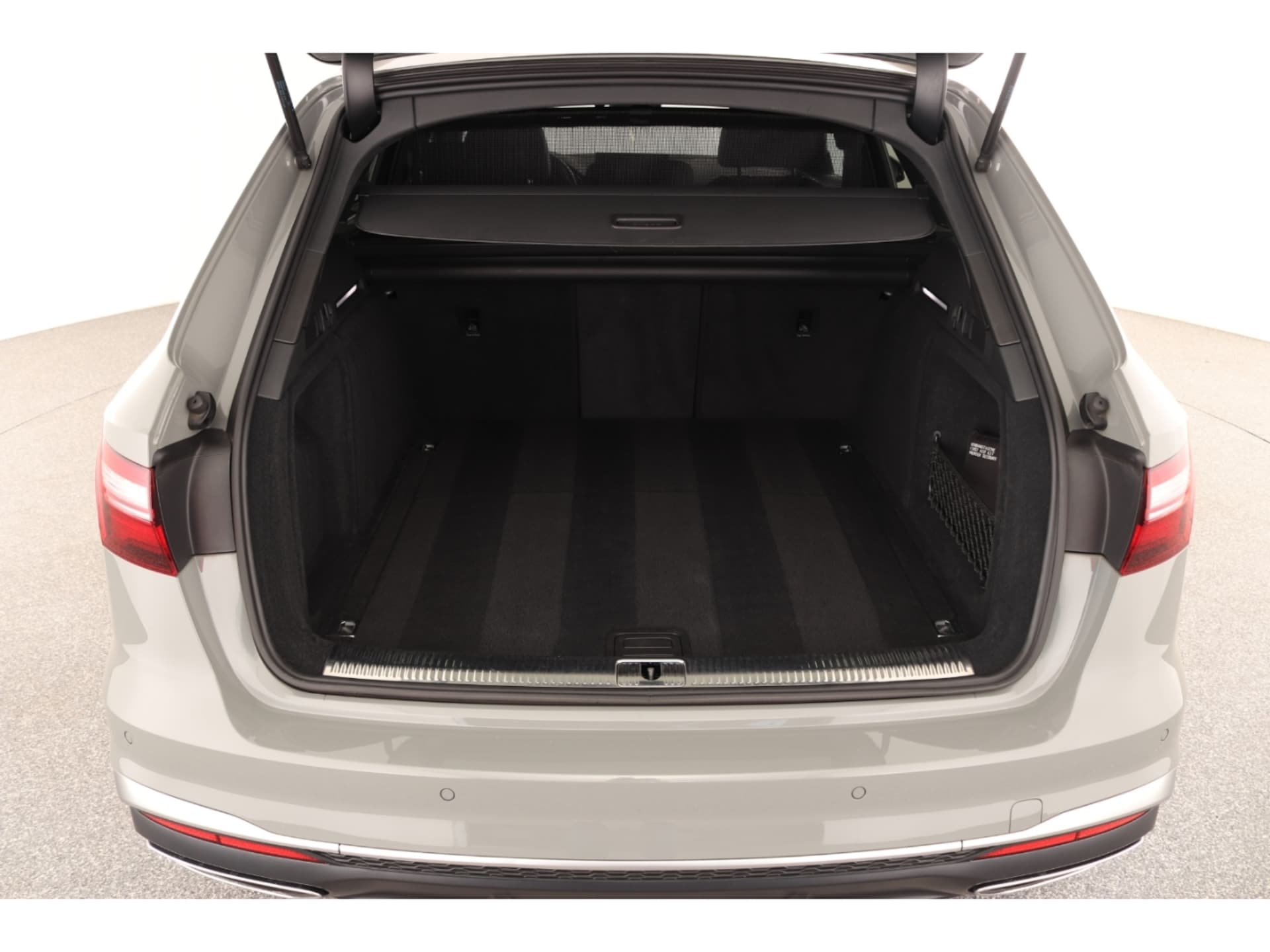 Audi A4 Avant S line