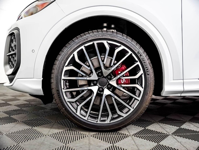 2026 Audi SQ5