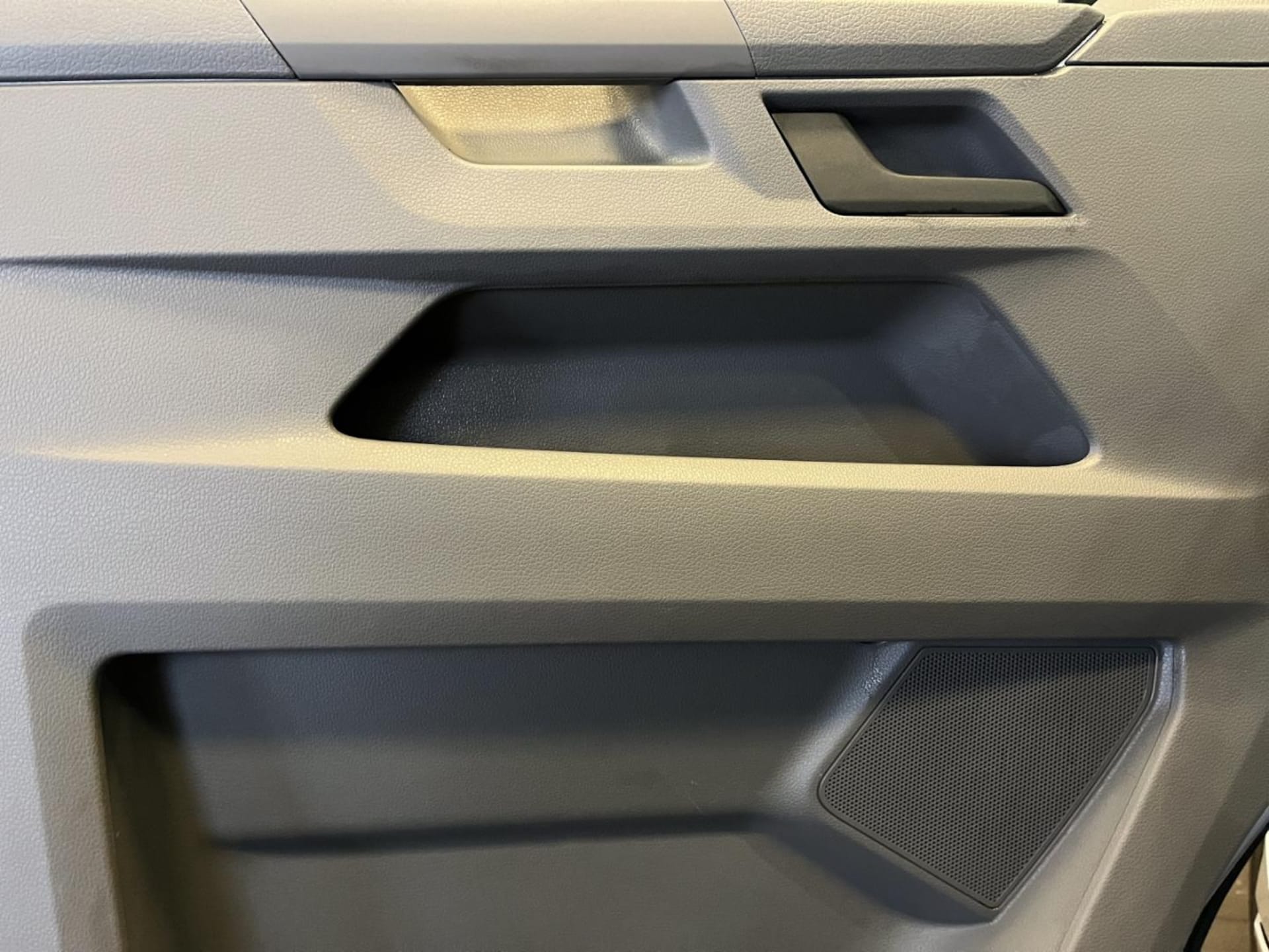 Volkswagen T6.1 Transporter Kasten kurzer Radstand