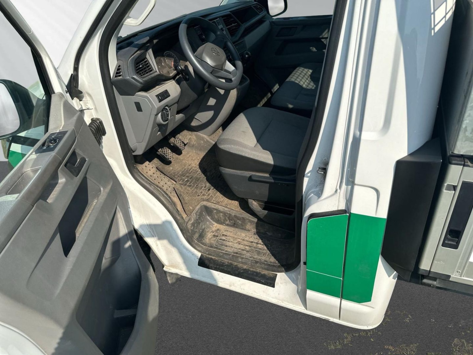 Volkswagen T6.1 Transporter Pritschenwagen Einzelkabine – Bild 10