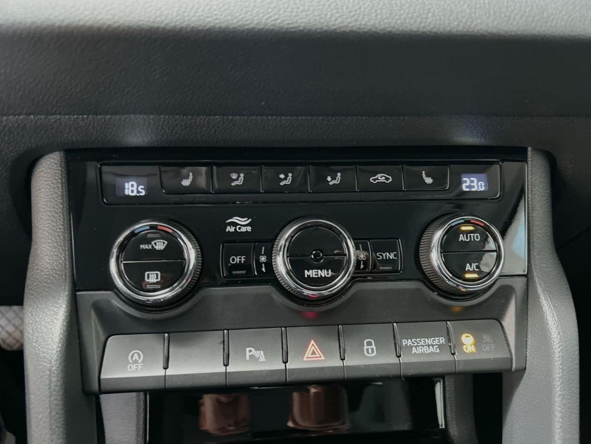 Skoda Karoq Selection