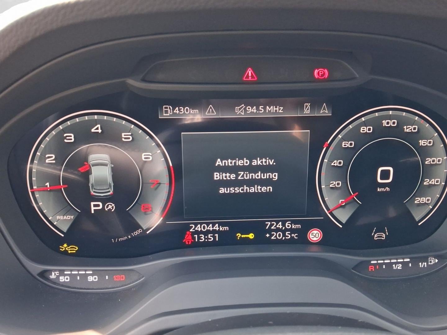 Bild über Audi Q2 S line 35 TFSI S tronic - für weitere Informationen kontaktieren Sie den Audi Partner
