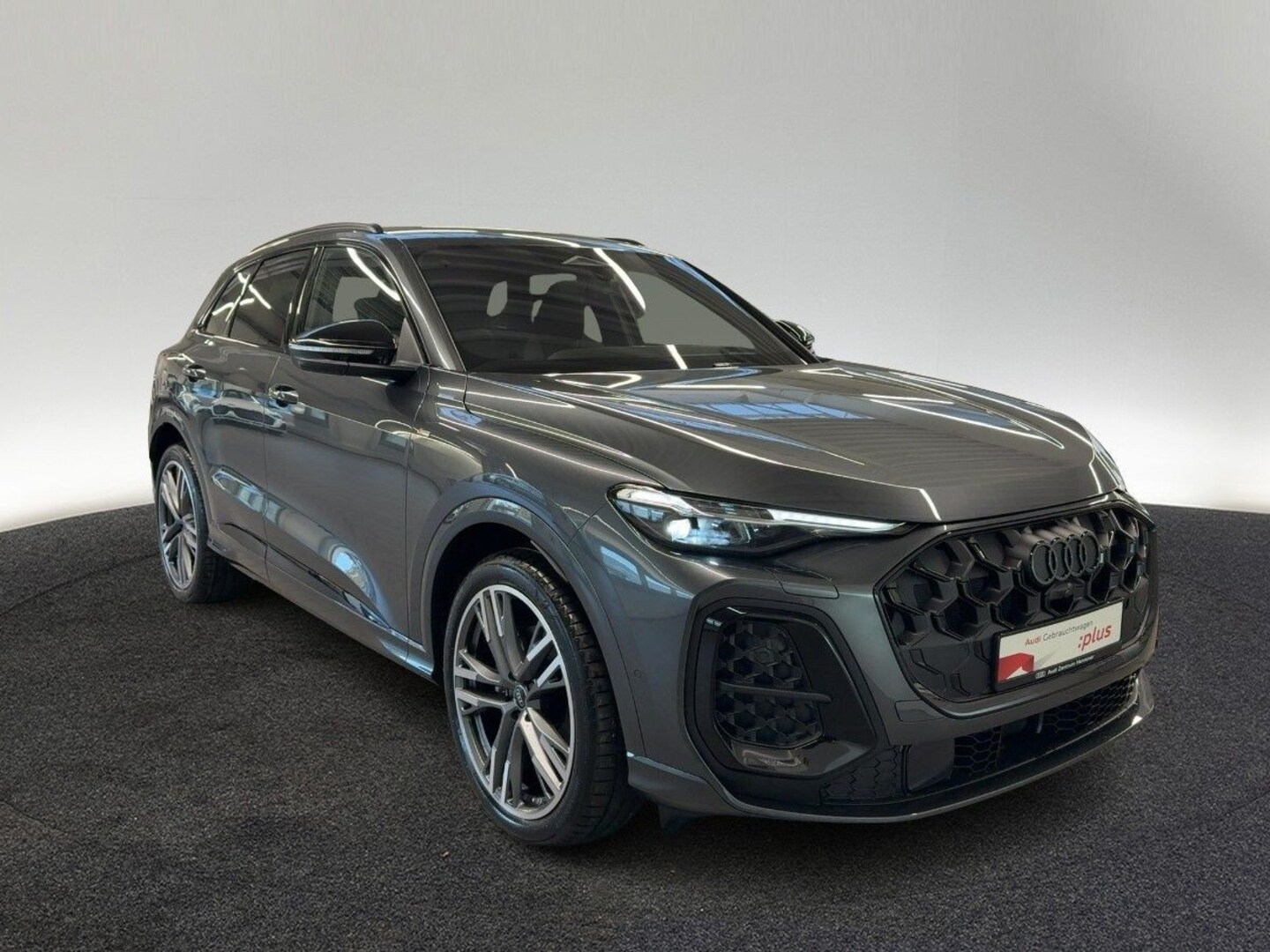 Bild über Audi Q5 SUV TDI quattro 150 kW S tronic - für weitere Informationen kontaktieren Sie den Audi Partner